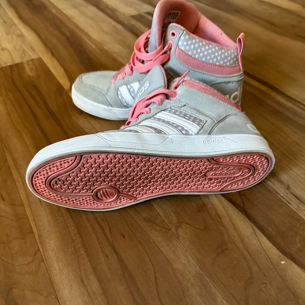 Rare Adidas High Tops - Picture 6 of 7